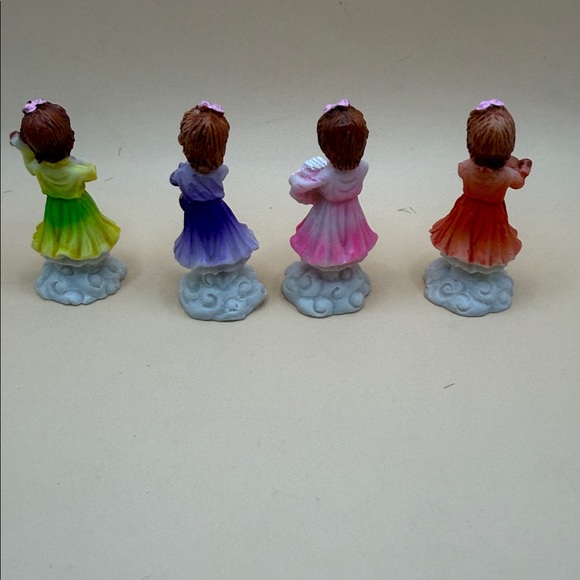 Set of Four Musical Figurines - Picture 4 of 4